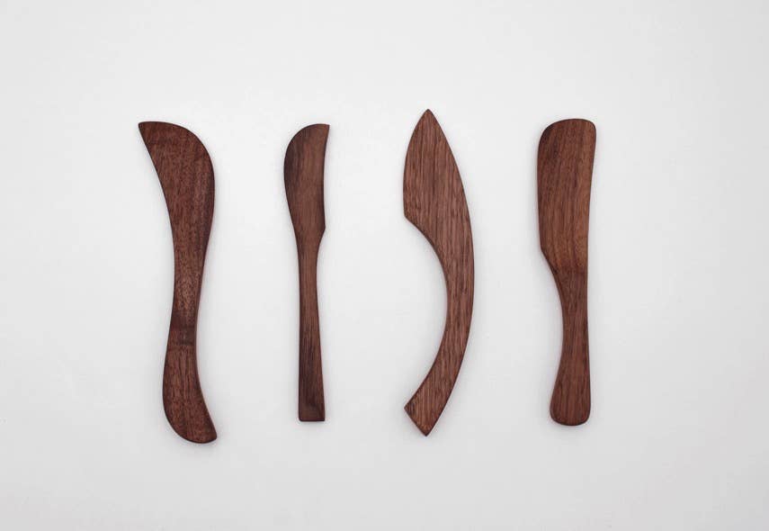 Walnut Wood Rounded Spreader – 6" J Brody