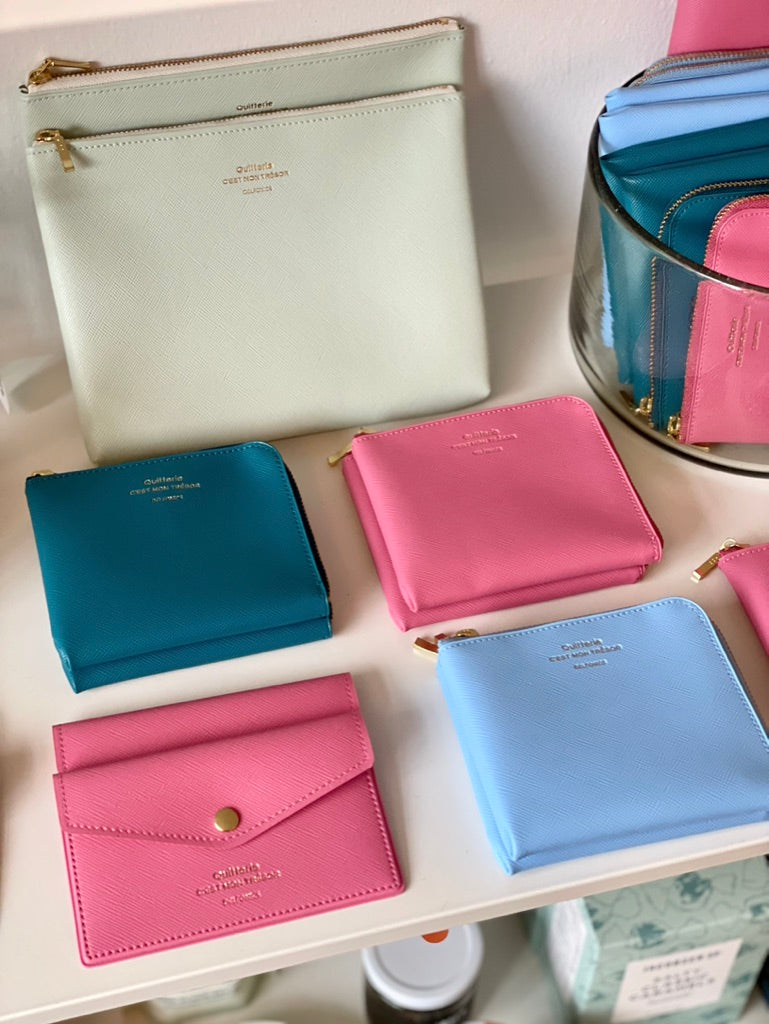 Delfonics Quitterie PVC Japanese Half Zip Wallet – Pink