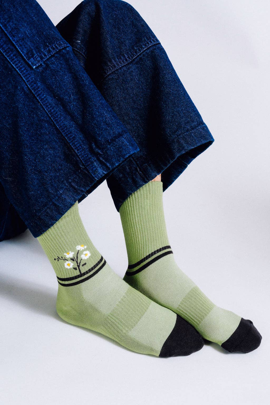 Tailored Union Daisy Crew Sock – Sage Green