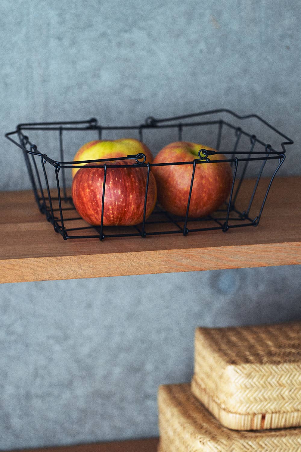 Fog Linen Black Wire Rectangle Grocery Basket