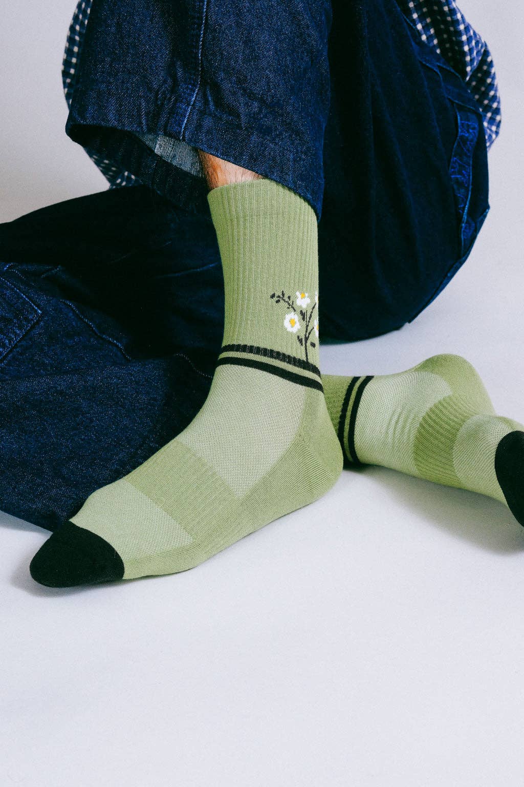 Tailored Union Daisy Crew Sock – Sage Green