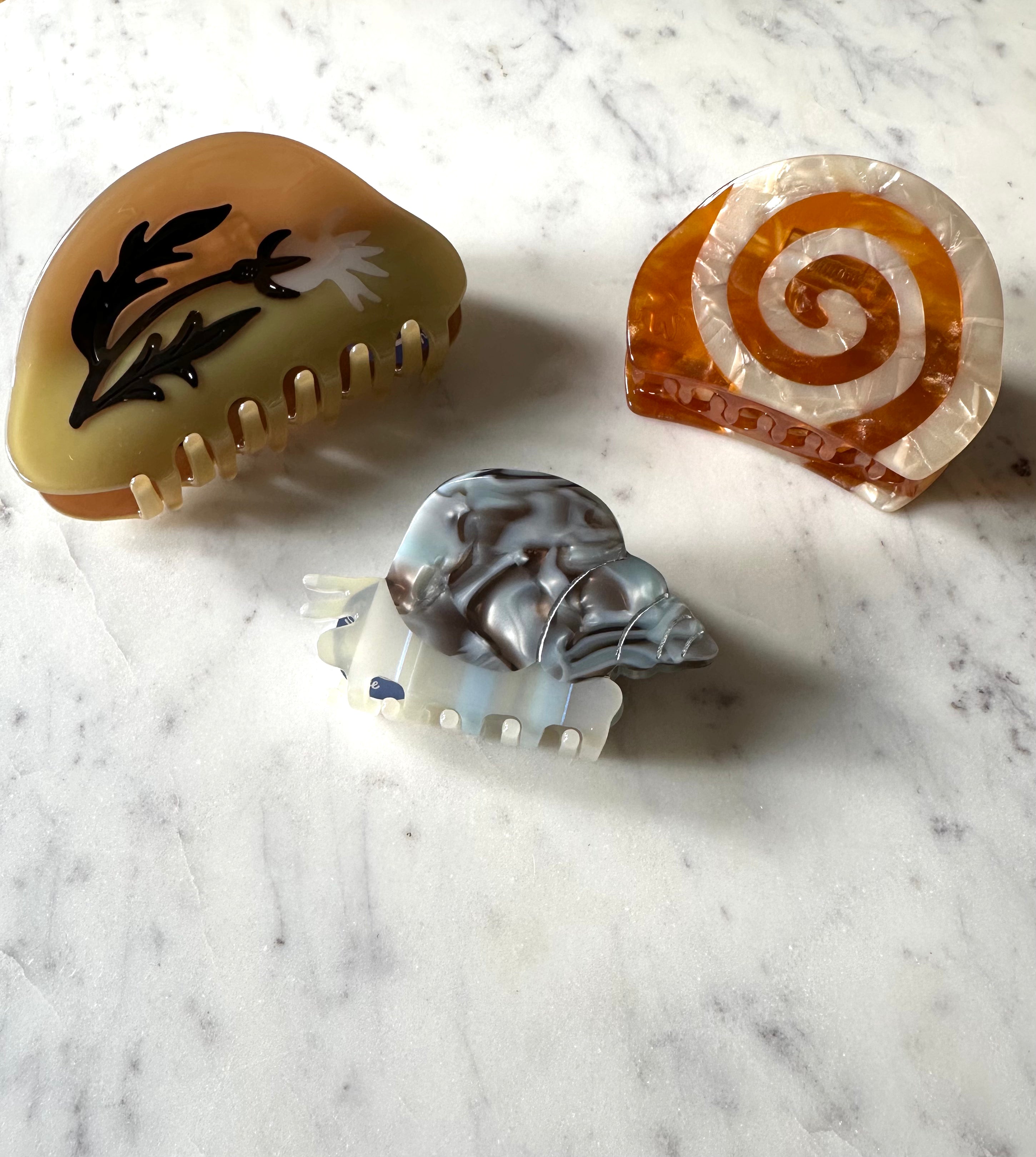 Winona Irene Blue Whelk Sea Snail Shell Hair Claw