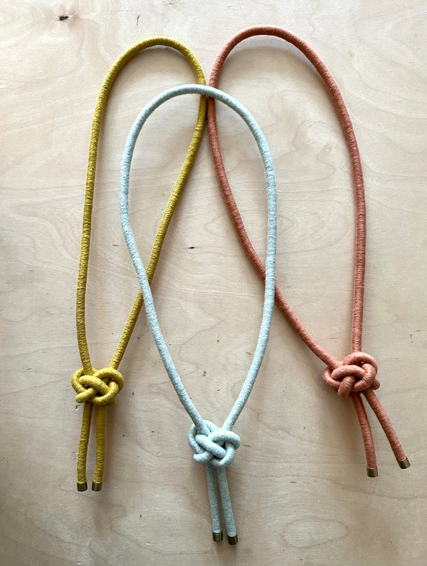 Lanyard Knot Textile Necklace: Mint Wool
