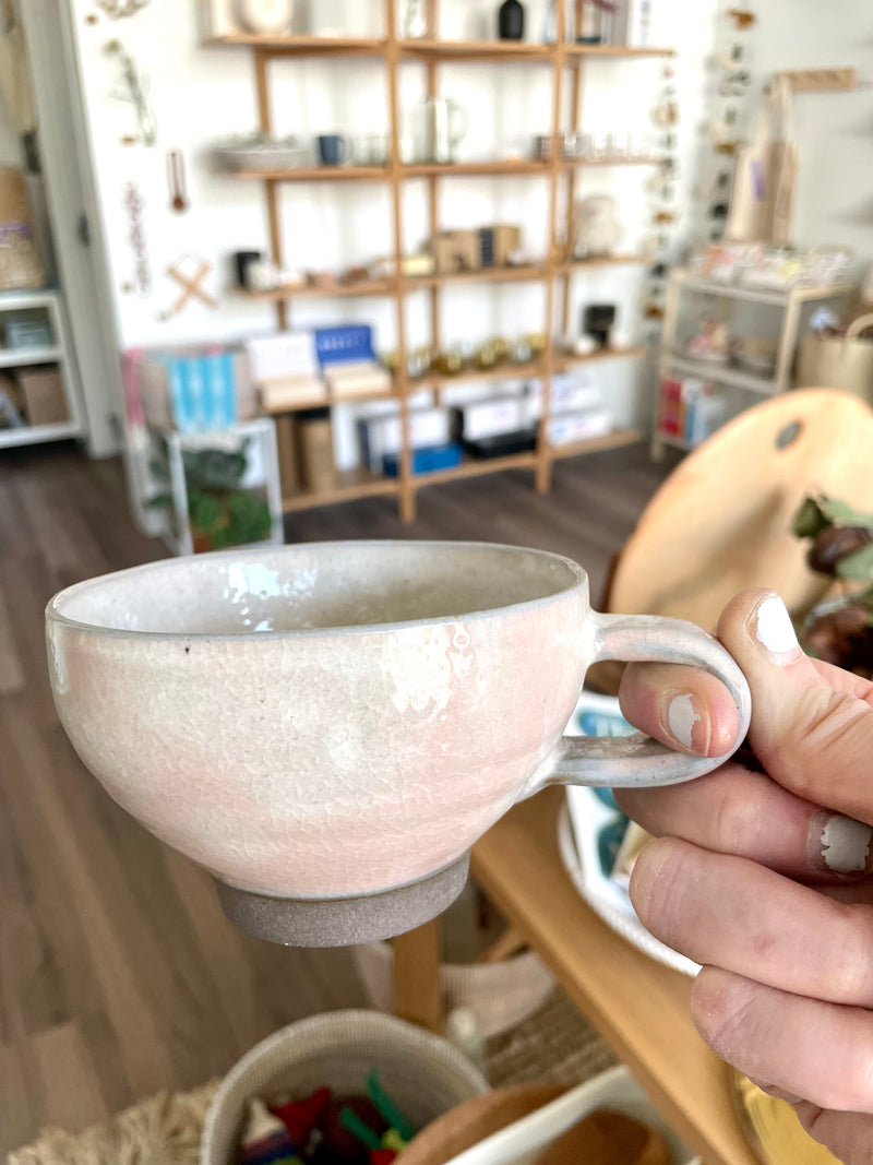 Kasa Wide Japanese Porcelain Mug – Cherry Blossom Pink