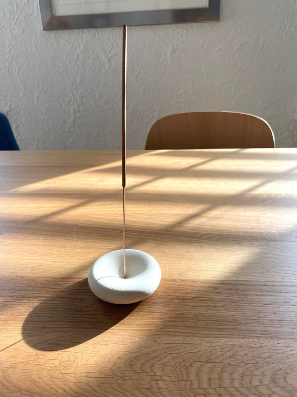 Eve Stoneware Incense Holder - white
